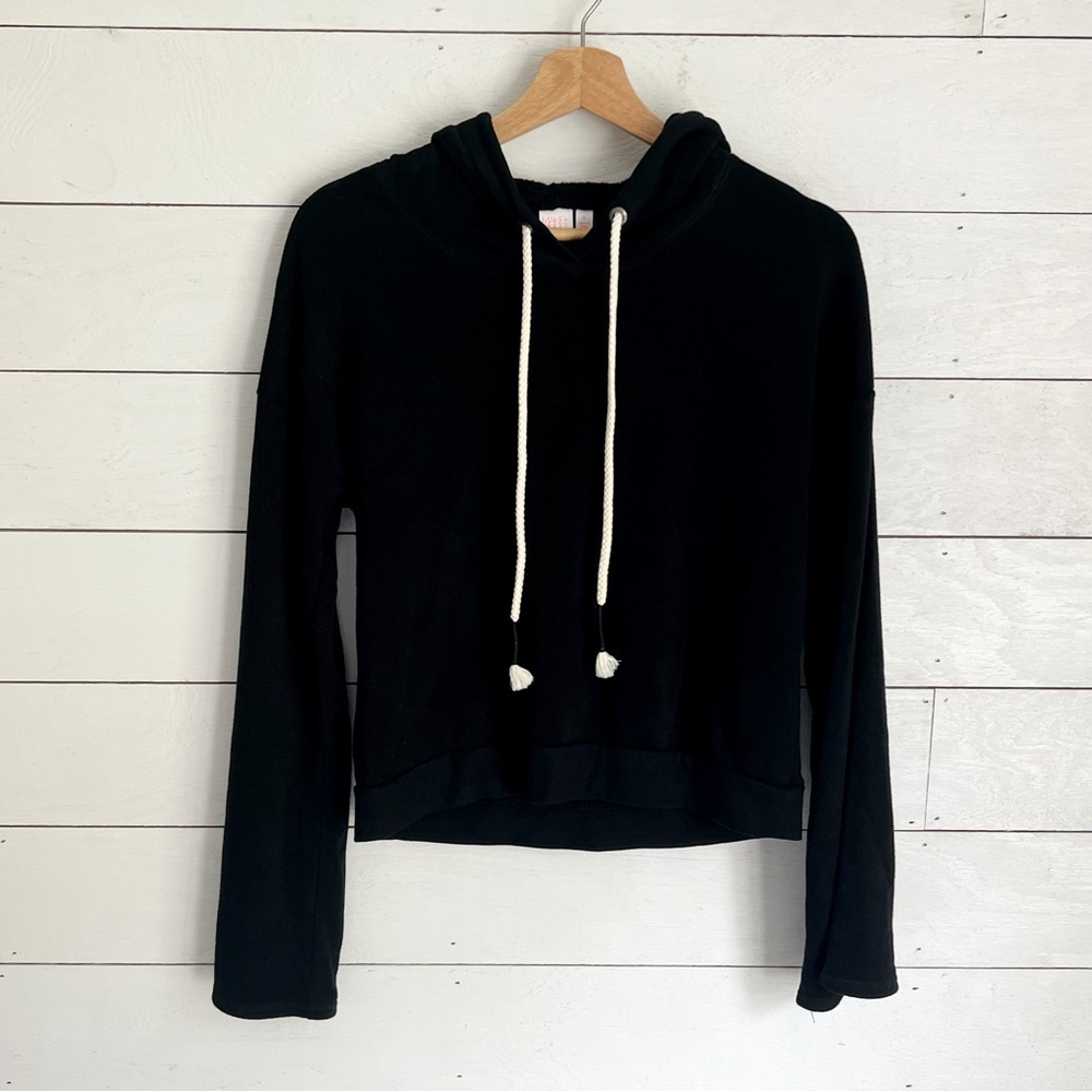 NWOT Make + Model Dreamy Kimono Sleeved Cropped Hoodie